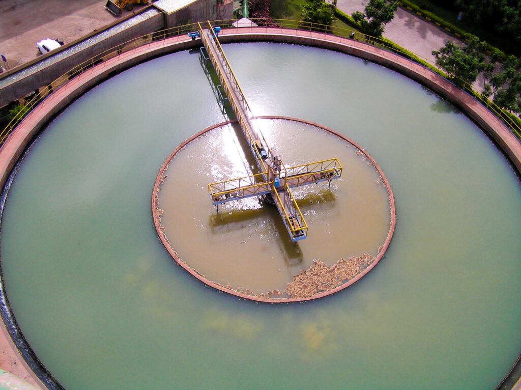 Containerised sewage treatment plant using MBBR technology in circular aeration tank