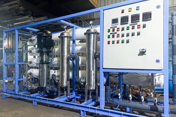 Industrial RO system with control panel and multi-stage filtration units